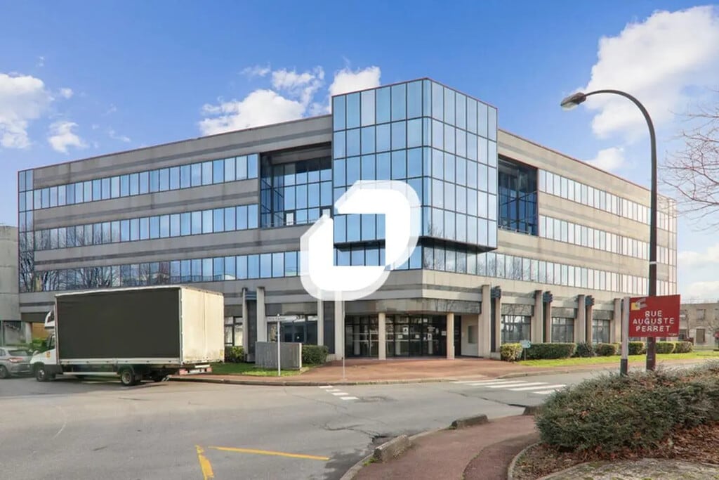 Vente Bureaux 287 m² - Photo 1