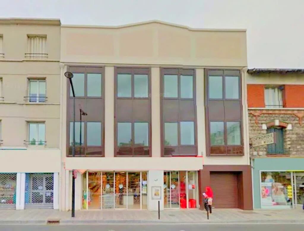 Vente Bureaux 295 m² - Photo 1