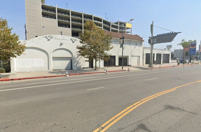 More details for 1826-1834 S Figueroa Street, Los Angeles, CA - Industrial to Rent