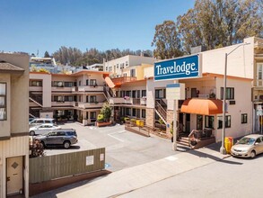 2755 Lombard St, San Francisco, CA for rent Building Photo- Image 1 of 12