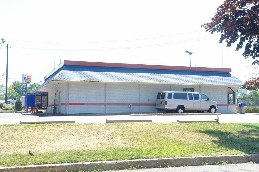 1714 Us Highway 1, Rahway, NJ for rent - Building Photo - Image 2 of 6