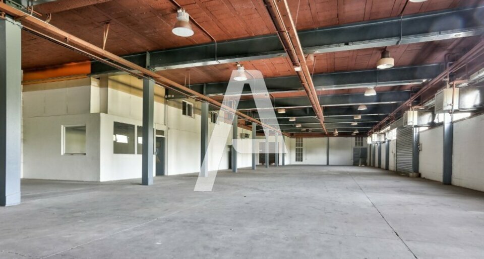 1 Rue Blaise Pascal, Chilly-Mazarin to rent - Interior Photo - Image 3 of 6