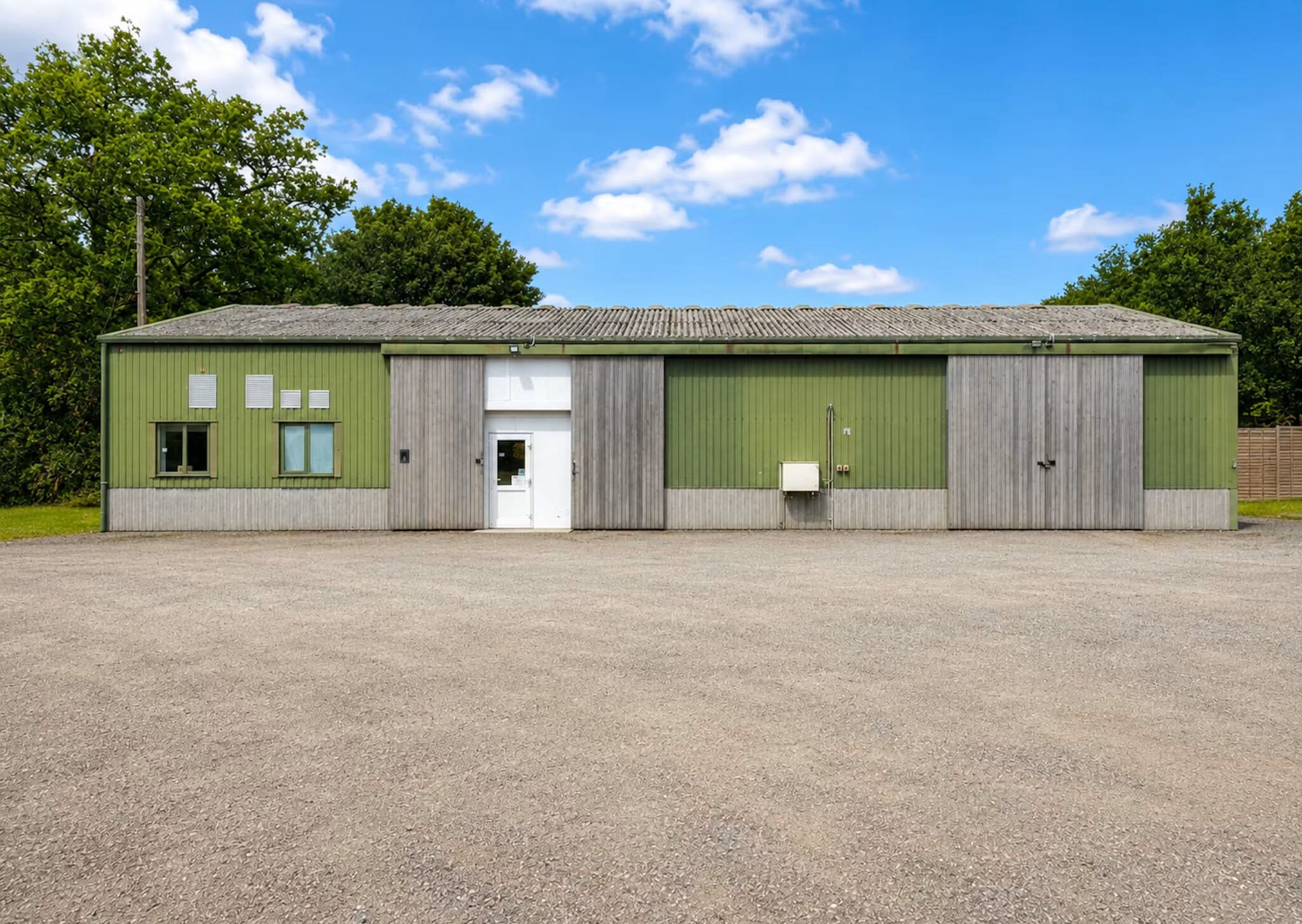 Scratchface Ln, Basingstoke to rent Building Photo- Image 1 of 2