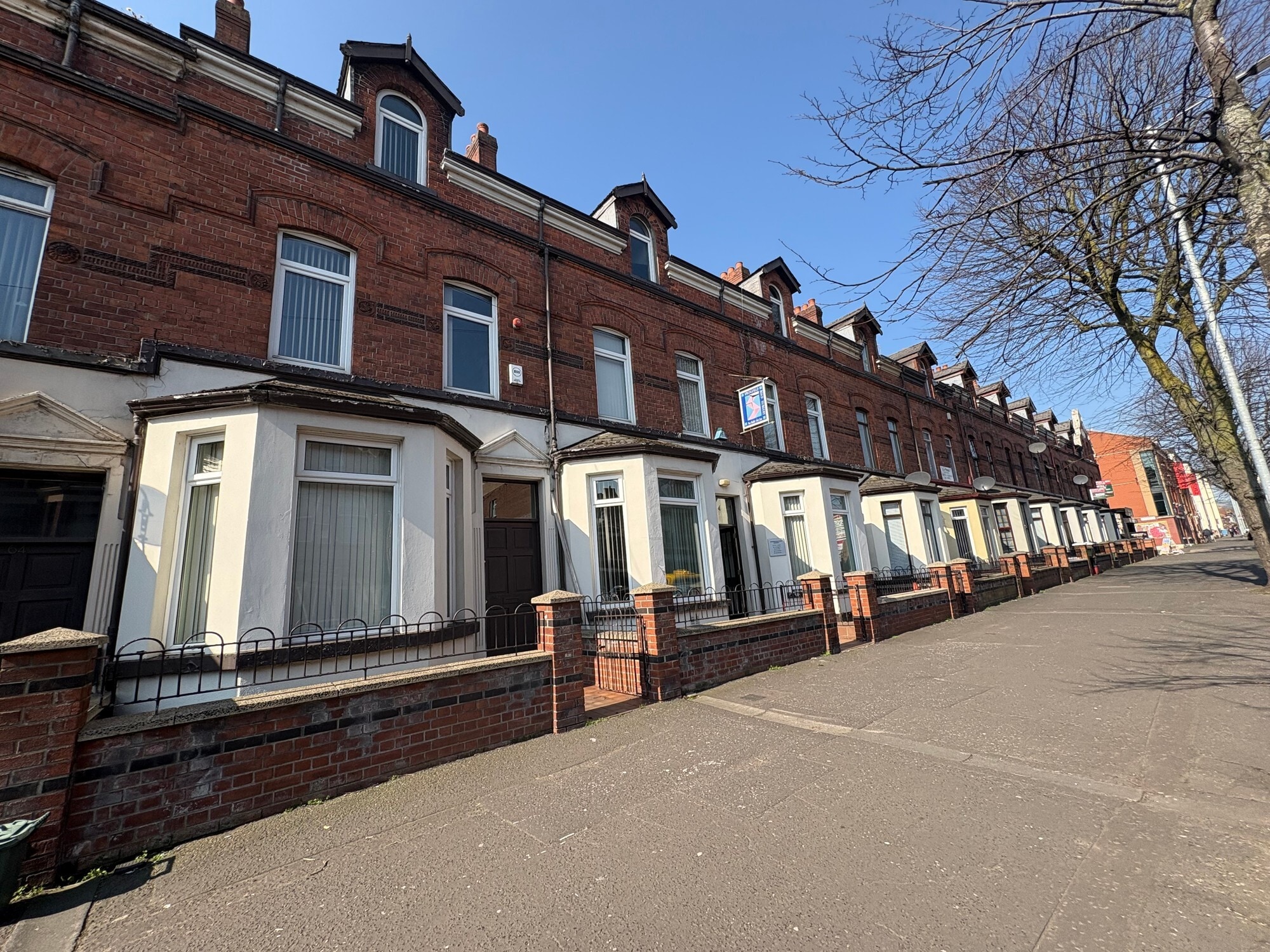 66-70 Springfield Rd, Belfast for sale Primary Photo- Image 1 of 7