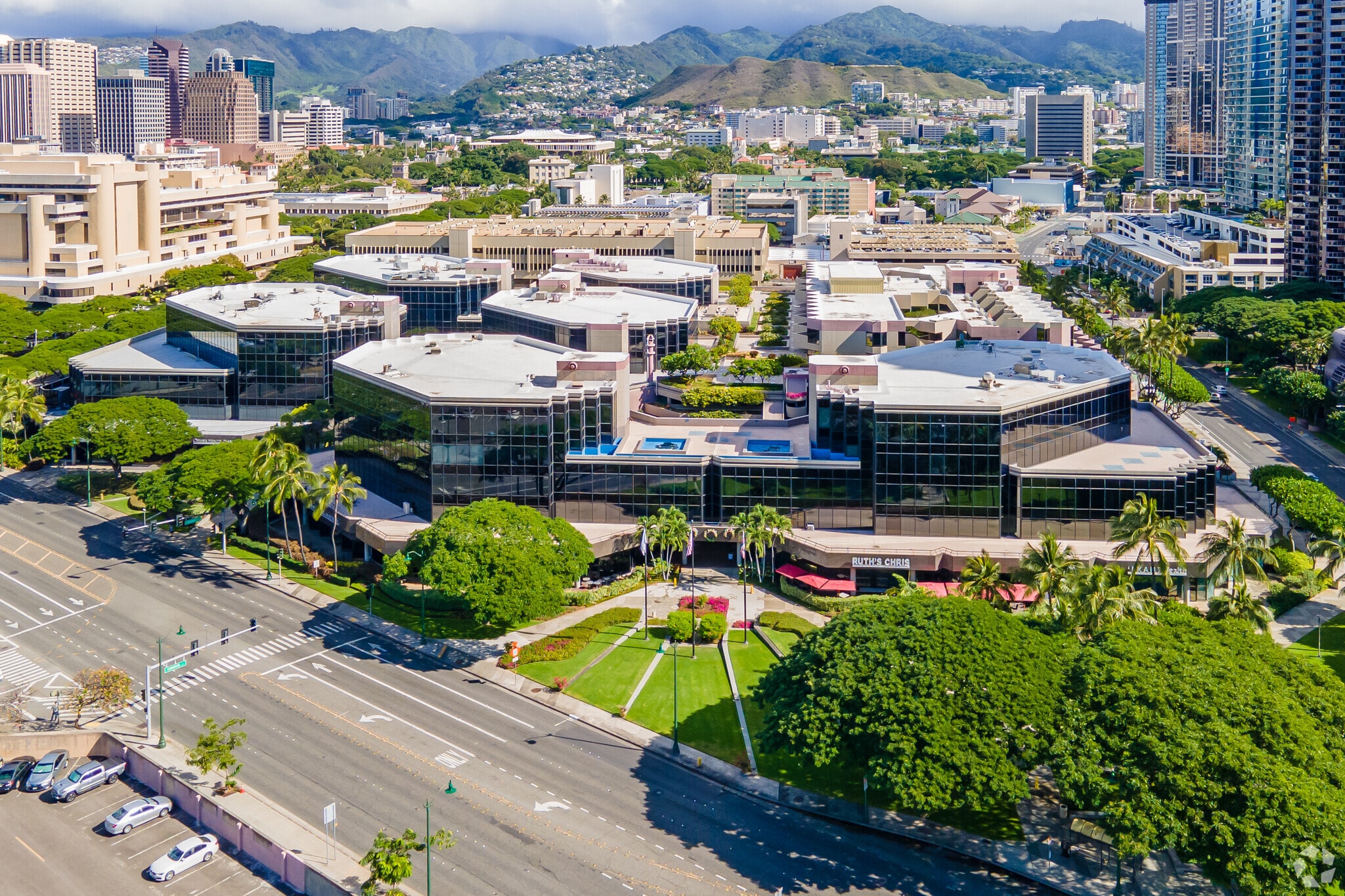 500 Ala Moana Blvd, Honolulu, HI to rent Building Photo- Image 1 of 9