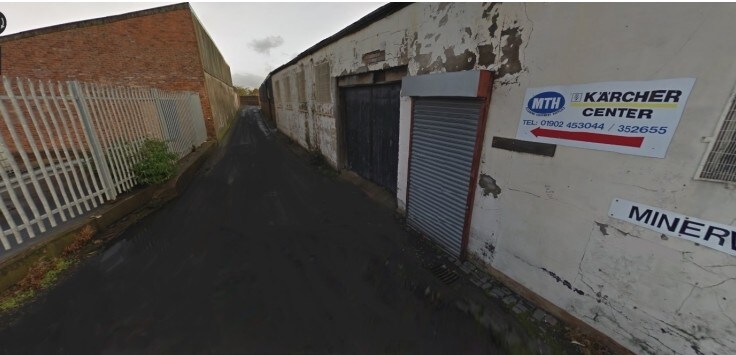 Minerva Ln, Wolverhampton for sale - Primary Photo - Image 1 of 1