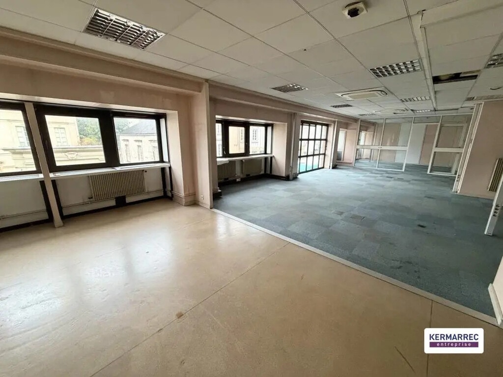 Location Bureaux 320 m² à 500 m² - Photo 1