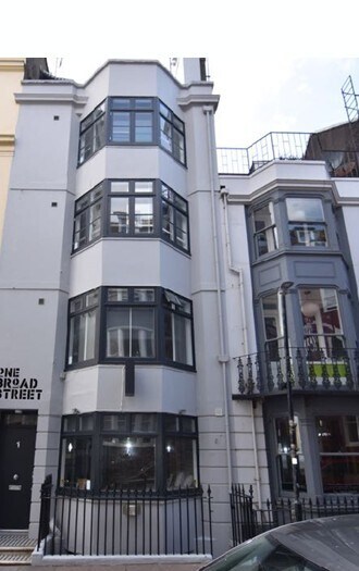 Broad Street and Middle Street, Brighton portfolio of 2 properties for sale on LoopNet.co.uk Building Photo- Image 1 of 4