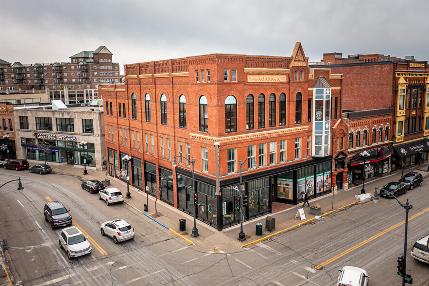 444 Main St, La Crosse, WI for rent - Building Photo - Image 1 of 6