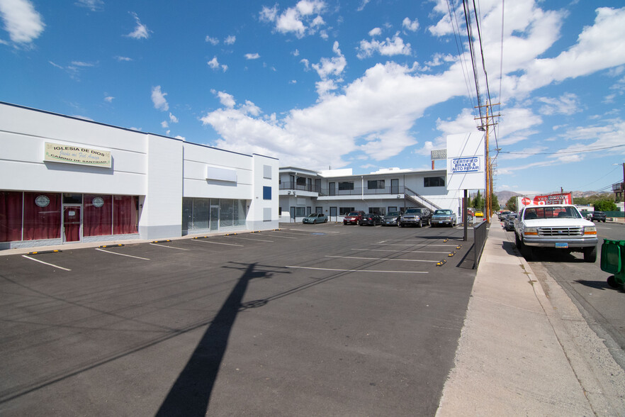 405 Gentry Way, Reno, NV for rent - Building Photo - Image 3 of 10