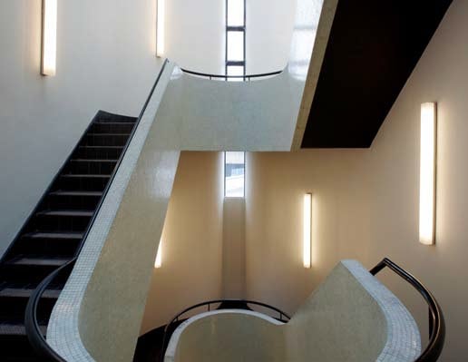 179 Harrow Rd, London to rent - Interior Photo - Image 2 of 8