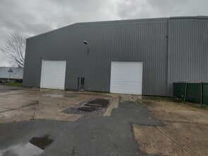 Industrial in Corbeil-Essonnes to rent Interior Photo- Image 1 of 4