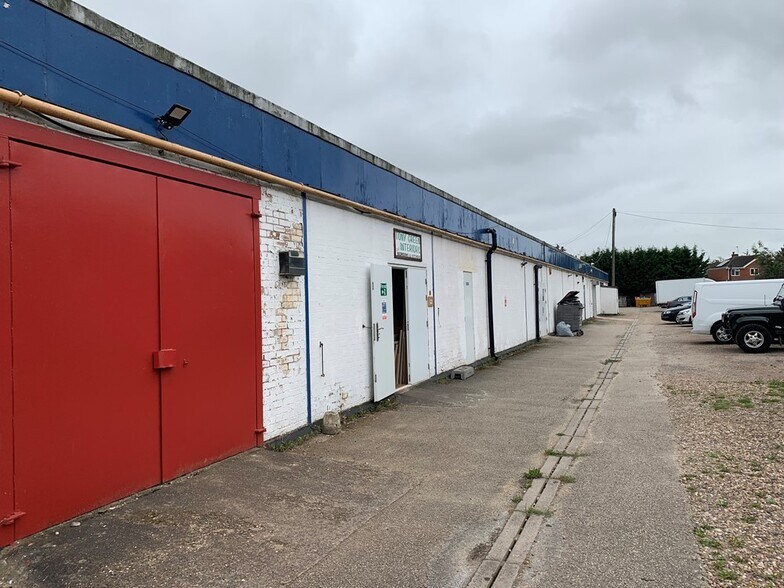 96 Nottingham Rd, Gotham for sale - Building Photo - Image 1 of 1