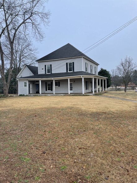 56 Lawrenceville St, Mcdonough, GA for sale - Primary Photo - Image 1 of 1