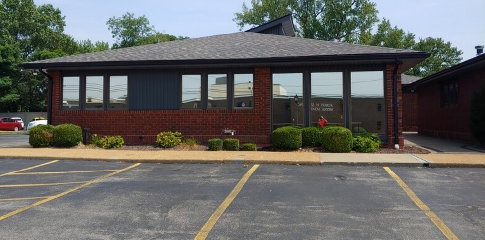 12115 Tesson Ferry Professional Ctr, Saint Louis, MO for sale - Building Photo - Image 1 of 5