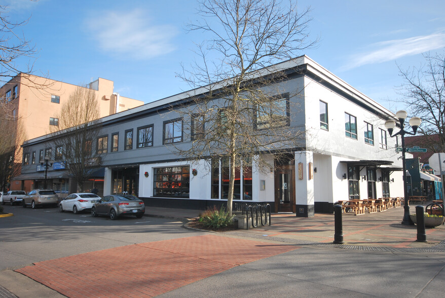 72 W Broadway, Eugene, OR for rent - Building Photo - Image 1 of 11