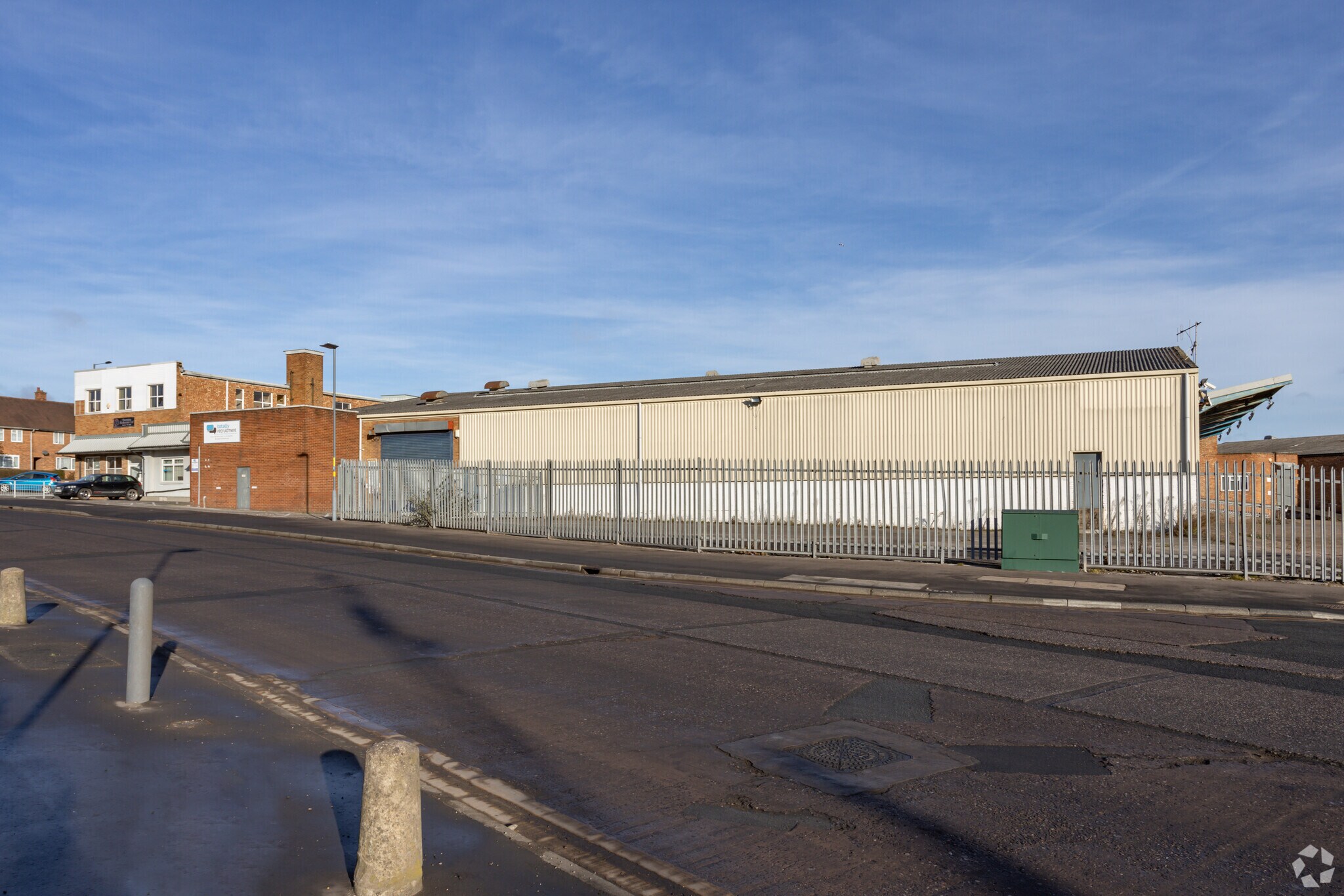 471-481 Garretts Green Ln, Birmingham to rent Primary Photo- Image 1 of 11