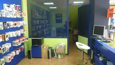 Retail in Plasencia, Cáceres to rent Interior Photo- Image 2 of 5