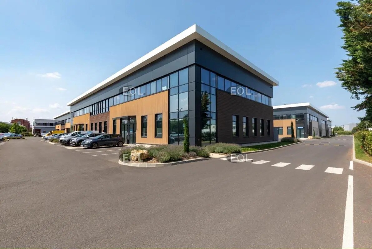 Light Industrial in Gennevilliers to rent Building Photo- Image 1 of 10