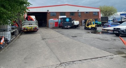 Jubilee Way, Avonmouth to rent Building Photo- Image 1 of 2