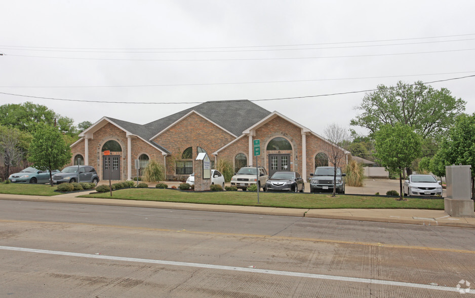 345 Westpark Way, Euless, TX for rent - Building Photo - Image 2 of 6