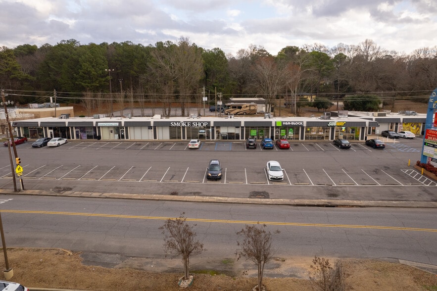 409-453 Huffman Rd, Birmingham, AL to rent - Building Photo - Image 3 of 19