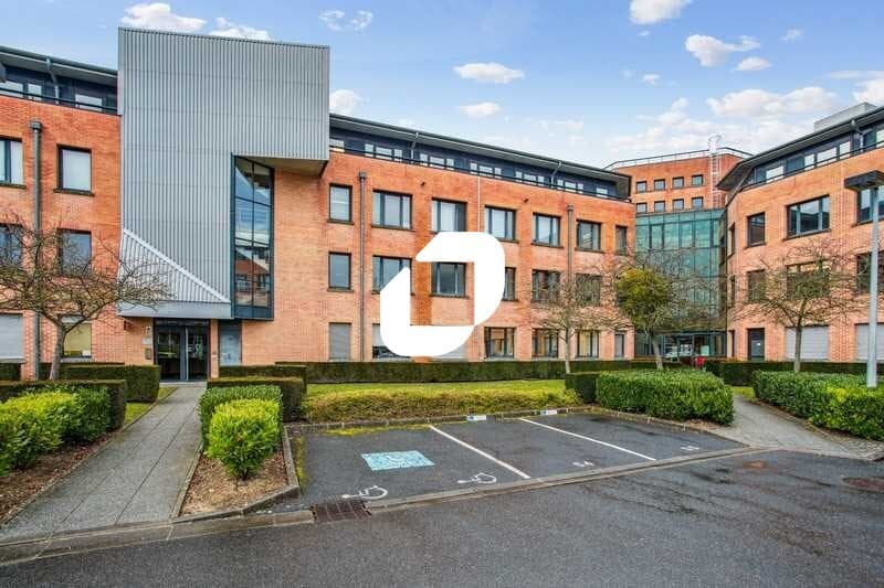 Office in Évry-Courcouronnes for sale Building Photo- Image 1 of 29