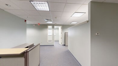 167 Dwight Rd, Longmeadow, MA to rent Matterport 3D Scan- Image 1 of 3