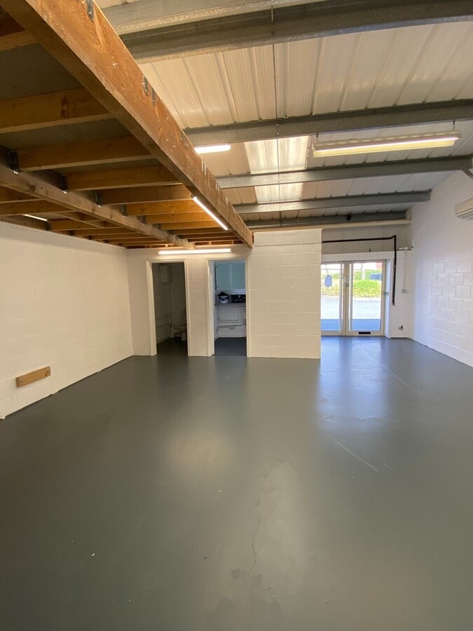 Coombswood Way, Halesowen, WMD B62 8BH - Unit 2 -  - Interior Photo - Image 2 of 5