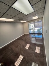 2980 E Northern Ave, Phoenix, AZ for rent Building Photo- Image 2 of 7