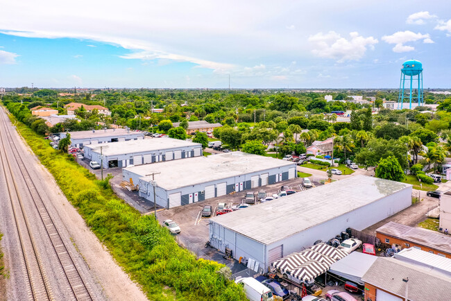 More details for 415 SE 1st Ave, Delray Beach, FL - Industrial for Rent