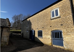 Cringle Ln, Stoke Rochford to rent Building Photo- Image 2 of 15