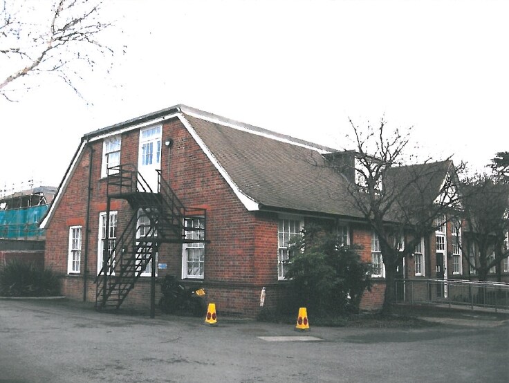 London Rd, Reading for sale Primary Photo- Image 1 of 1