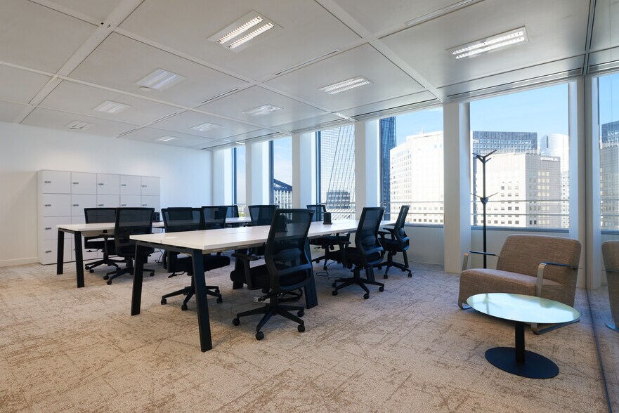 Office in Puteaux to rent - Interior Photo - Image 3 of 9