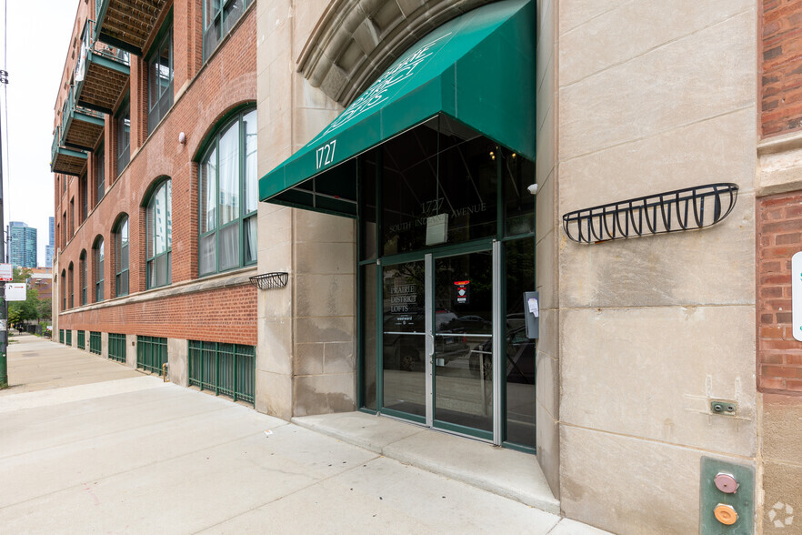 1727 S Indiana Ave, Chicago, IL for sale - Building Photo - Image 3 of 15