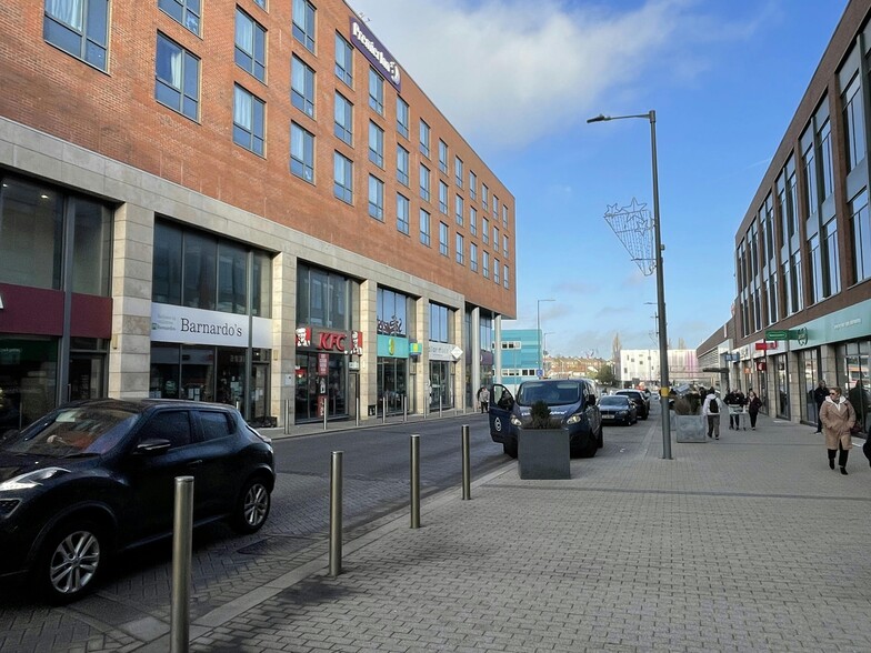 20 High St, Birmingham to rent - Building Photo - Image 3 of 5