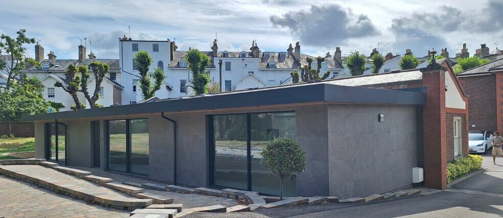 Lansdown Rd, Cheltenham to rent - Building Photo - Image 3 of 5