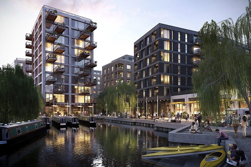 Brentford High St, Brentford to rent - Building Photo - Image 1 of 1