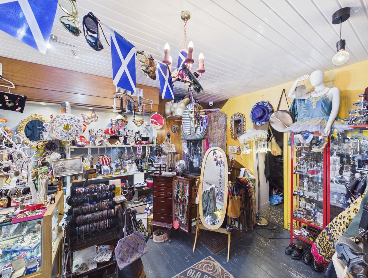 22 Newmarket St, Ayr, SAY KA7 1LP - Unit 22 -  - Interior Photo - Image 2 of 3