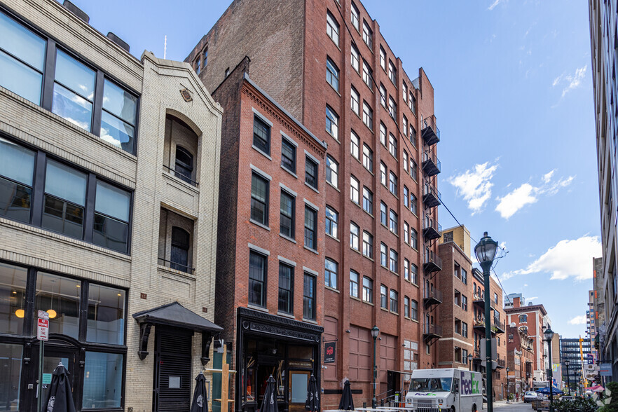 1217 Sansom St, Philadelphia, PA for rent - Building Photo - Image 1 of 5