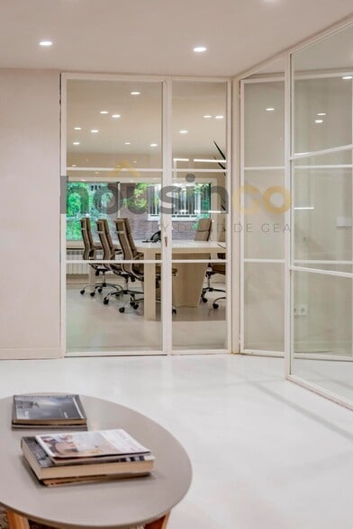 Build-to-Rent in Madrid, Madrid for sale - Interior Photo - Image 1 of 3