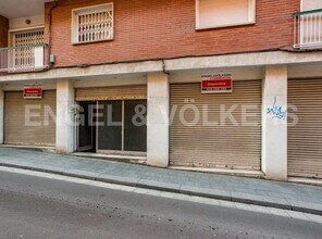 Retail in Sant Just Desvern, Barcelona to rent Interior Photo- Image 2 of 13