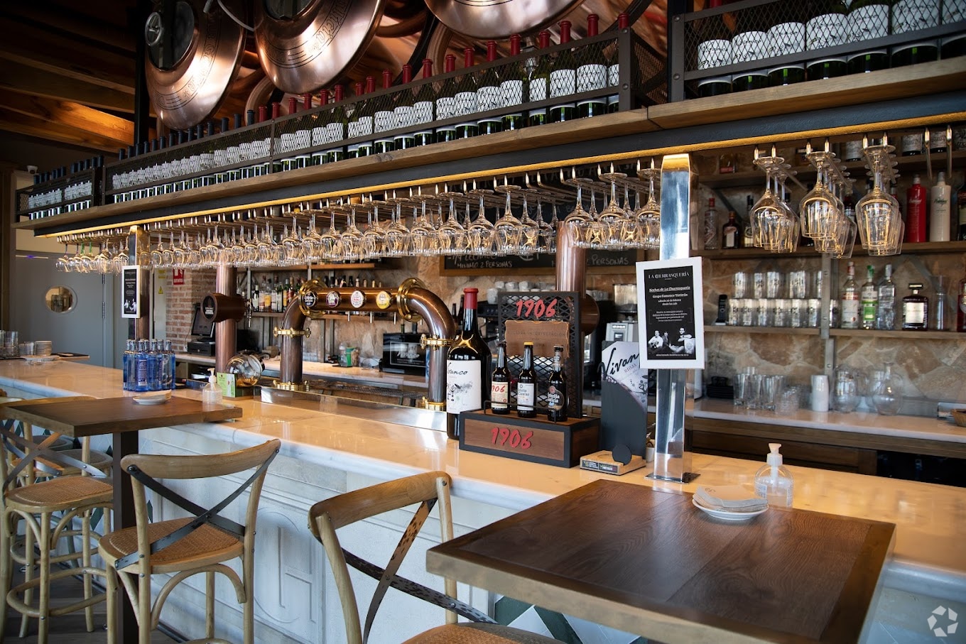 Retail in Madrid, Madrid to rent Interior Photo- Image 1 of 2