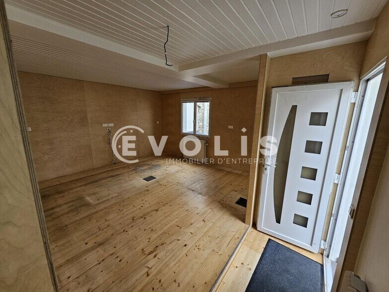 Office in Vanves to rent - Interior Photo - Image 3 of 12