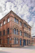 32-34 Laystall St, Manchester for rent Building Photo- Image 1 of 2