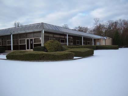 Sunrise Pky, Milton Keynes to rent - Building Photo - Image 2 of 2