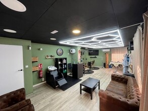 Retail in Mataró, Barcelona to rent Interior Photo- Image 2 of 3