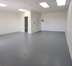 4555-4557 E 3rd St, Los Angeles, CA for rent Interior Photo- Image 2 of 3