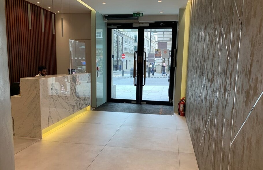 30 Haymarket, London to rent - Building Photo - Image 3 of 3