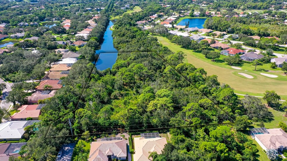 Southgate Ct, Sarasota, FL for sale - Aerial - Image 3 of 18